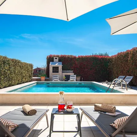 Cinematic Istrian Escape With Private Pool * Rebici